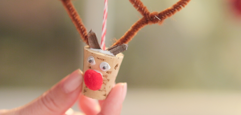 Wine Cork Reindeer Ornaments 5 FDOC Wine Cork Reindeer Ornaments How To step 6 copy
